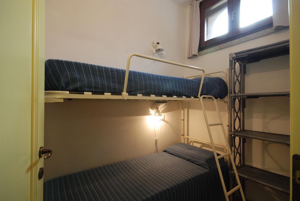 Is Cannisonis Torre dei Corsari Pokoj fotografie